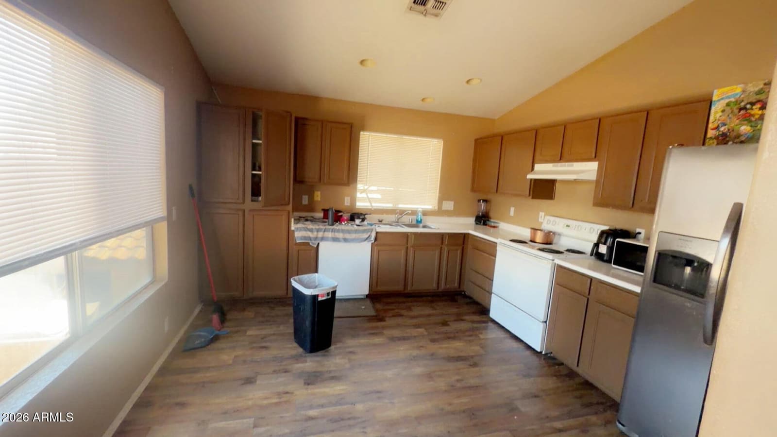 12209 N 41 Lane, Phoenix, AZ 85029 — photo 18 of 45