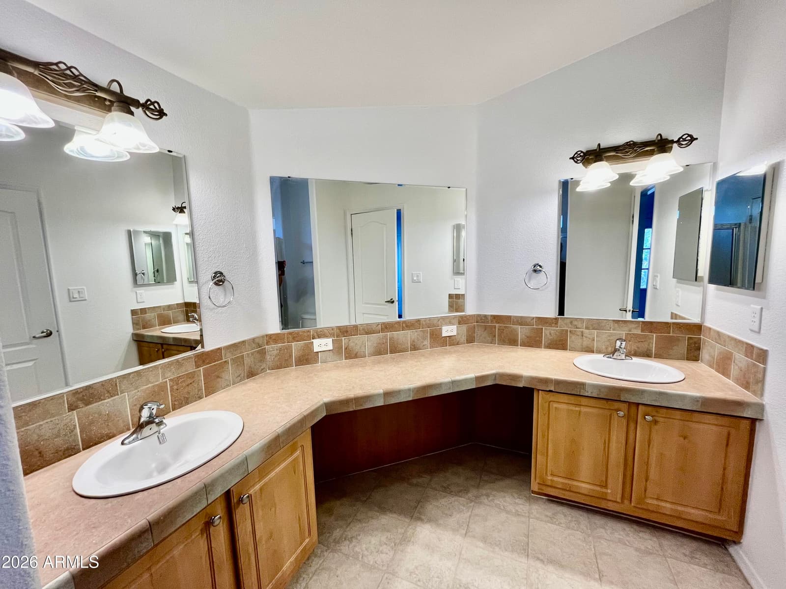 10960 N 67th Avenue 94, Glendale, AZ 85304 — photo 17 of 27