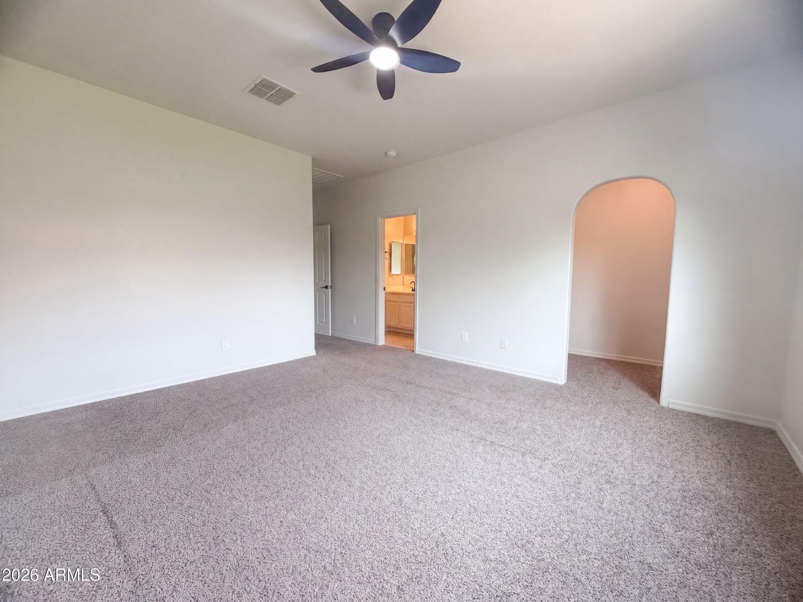 810 W Whistling Thorn Avenue, San Tan Valley, AZ 85140 — photo 4 of 17