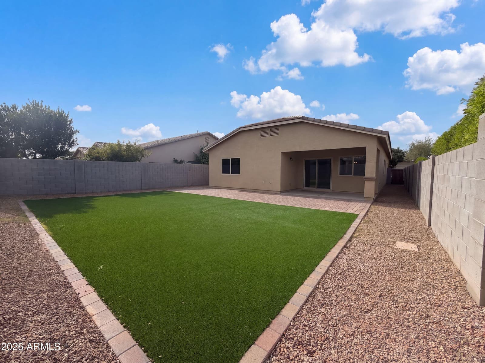 810 W Whistling Thorn Avenue, San Tan Valley, AZ 85140 — photo 5 of 17