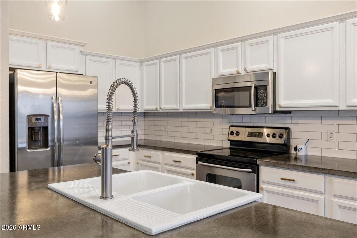 2347 E Ranch Road, Gilbert, AZ 85296 — photo 9 of 39