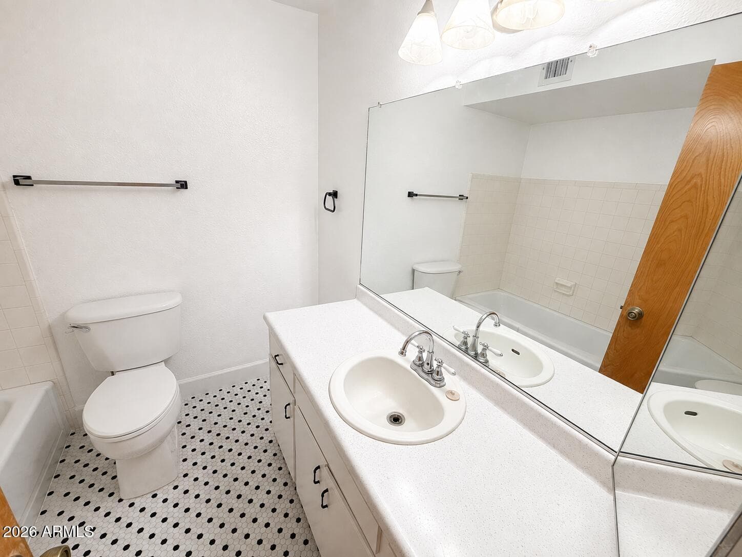 909 S Lesueur, Mesa, AZ 85204 — photo 13 of 16