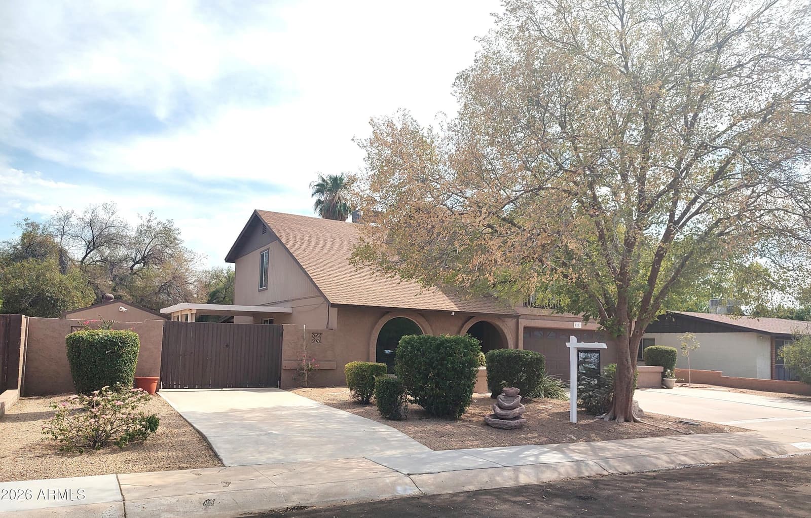 6207 W Altadena Avenue, Glendale, AZ 85304 — photo 5 of 47