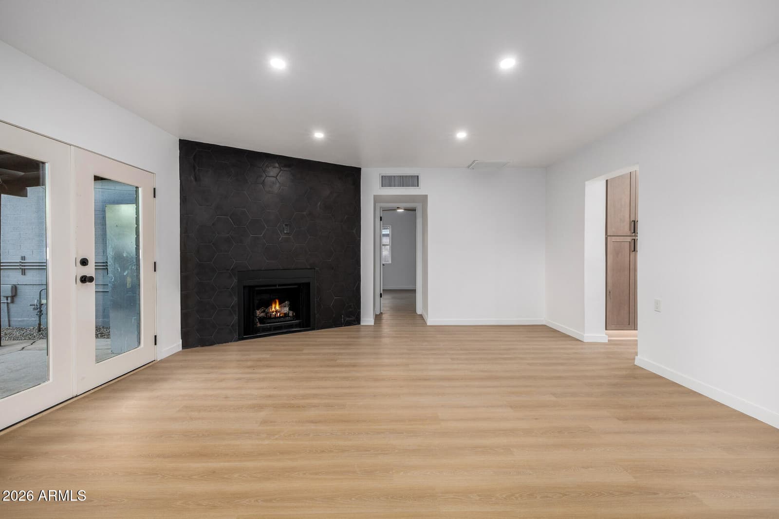 3321 N 17th Drive, Phoenix, AZ 85015 — photo 16 of 95