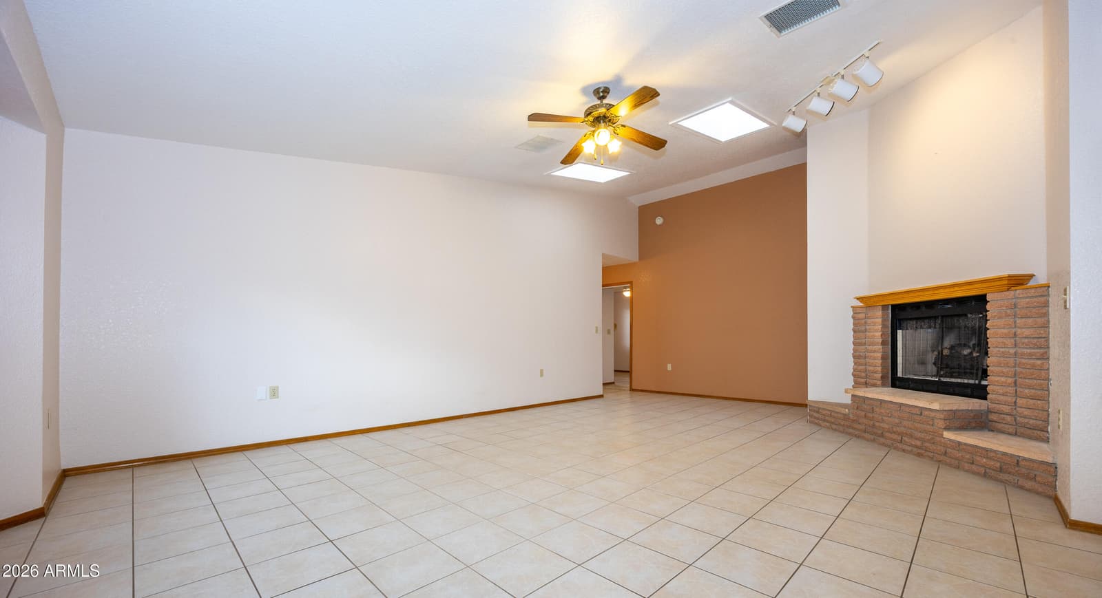 5030 Calle Cumbre, Sierra Vista, AZ 85635 — photo 10 of 56