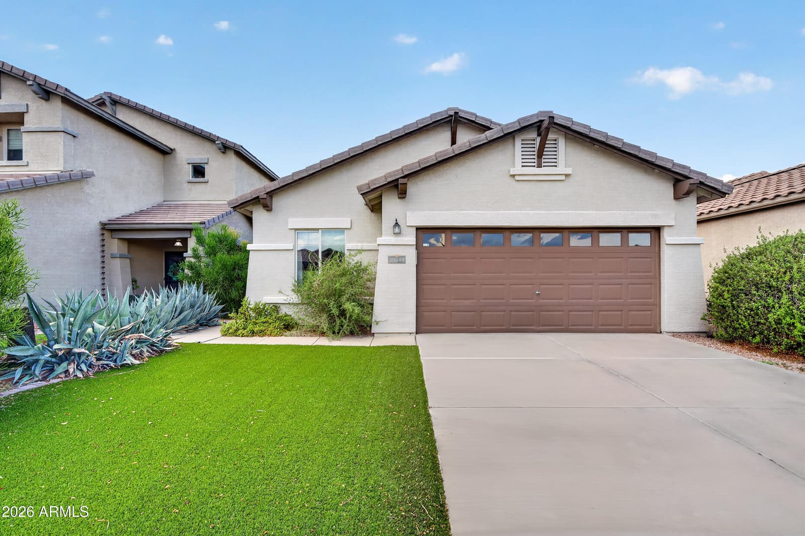 10944 E Boston Street, Apache Junction, AZ 85120 — photo 1 of 33
