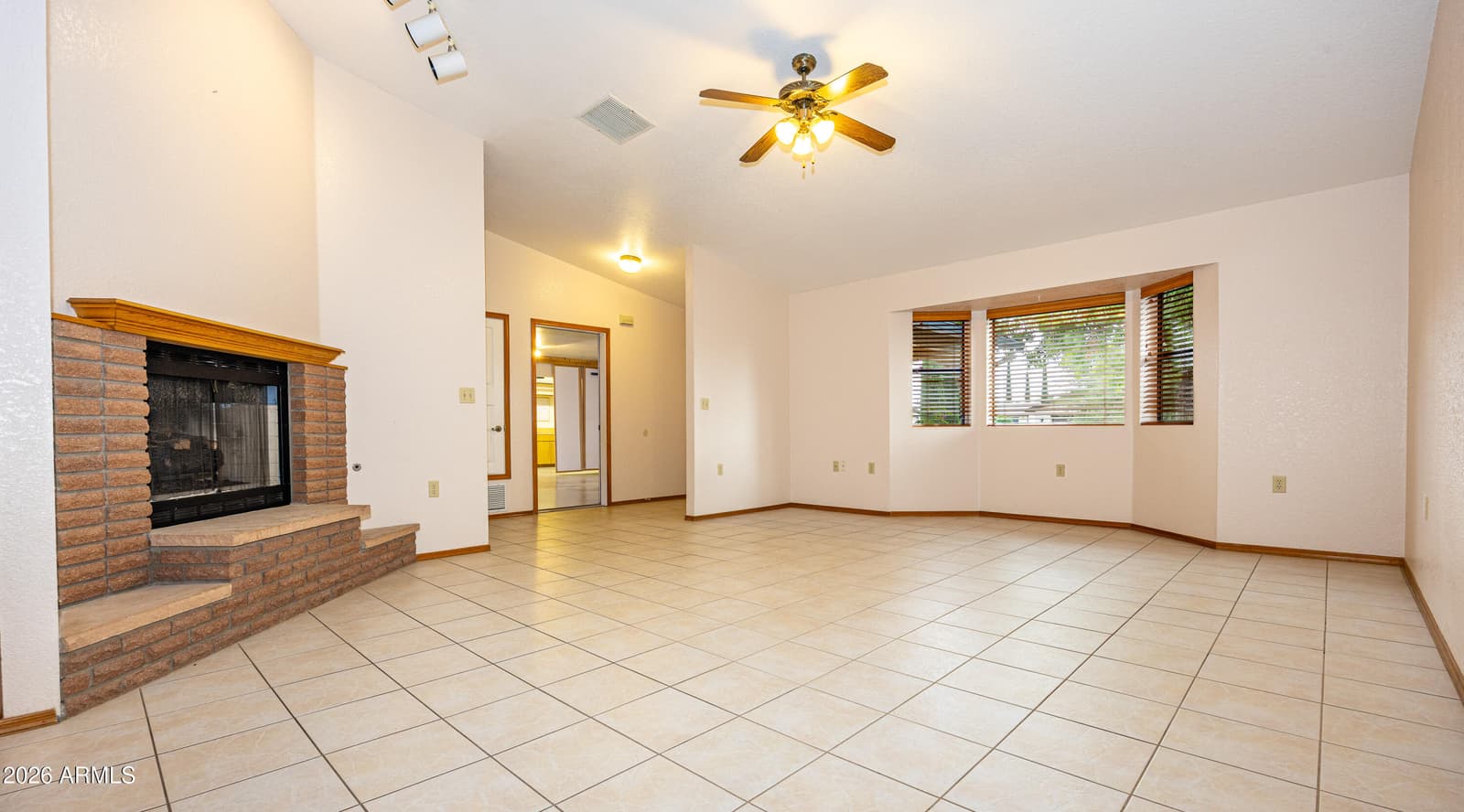 5030 Calle Cumbre, Sierra Vista, AZ 85635 — photo 11 of 56