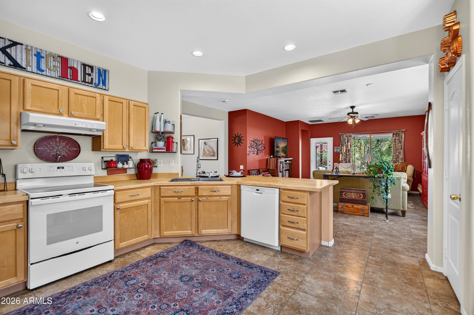 10944 E Boston Street, Apache Junction, AZ 85120 — photo 13 of 33