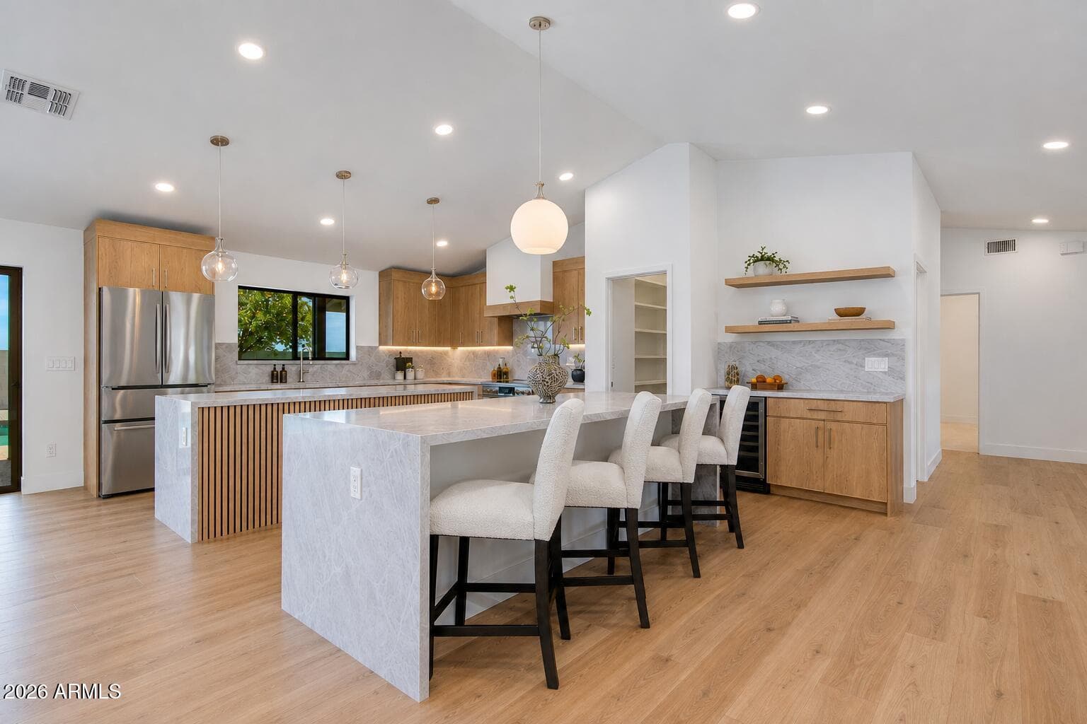 10521 E Bella Vista Drive, Scottsdale, AZ 85258 — photo 4 of 37