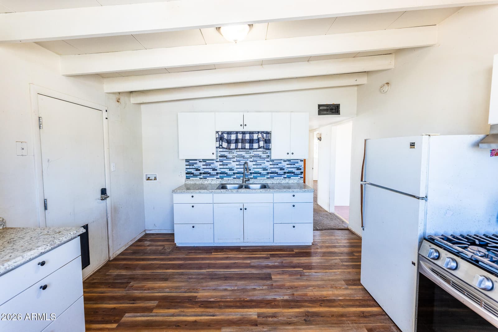 104 E Apache Street, Huachuca City, AZ 85616 — photo 14 of 25