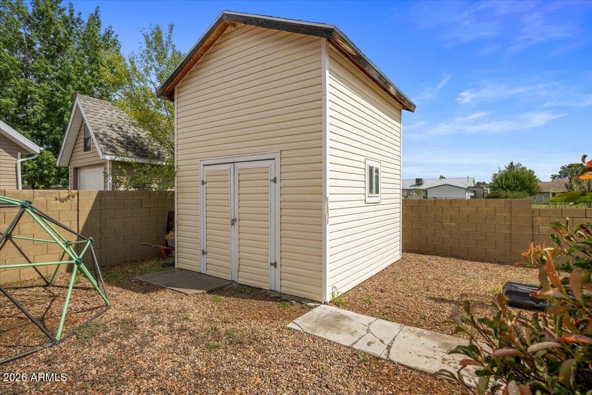 1730 N Medina Loop, Show Low, AZ 85901 — photo 28 of 47