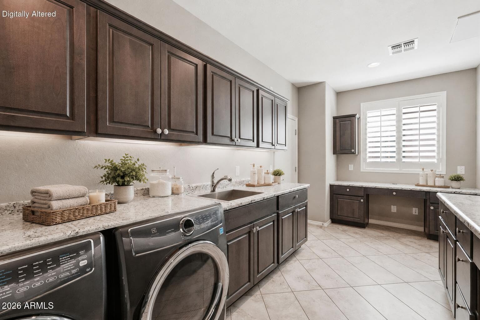 830 E Garden Basket Drive, Queen Creek, AZ 85140 — photo 16 of 58