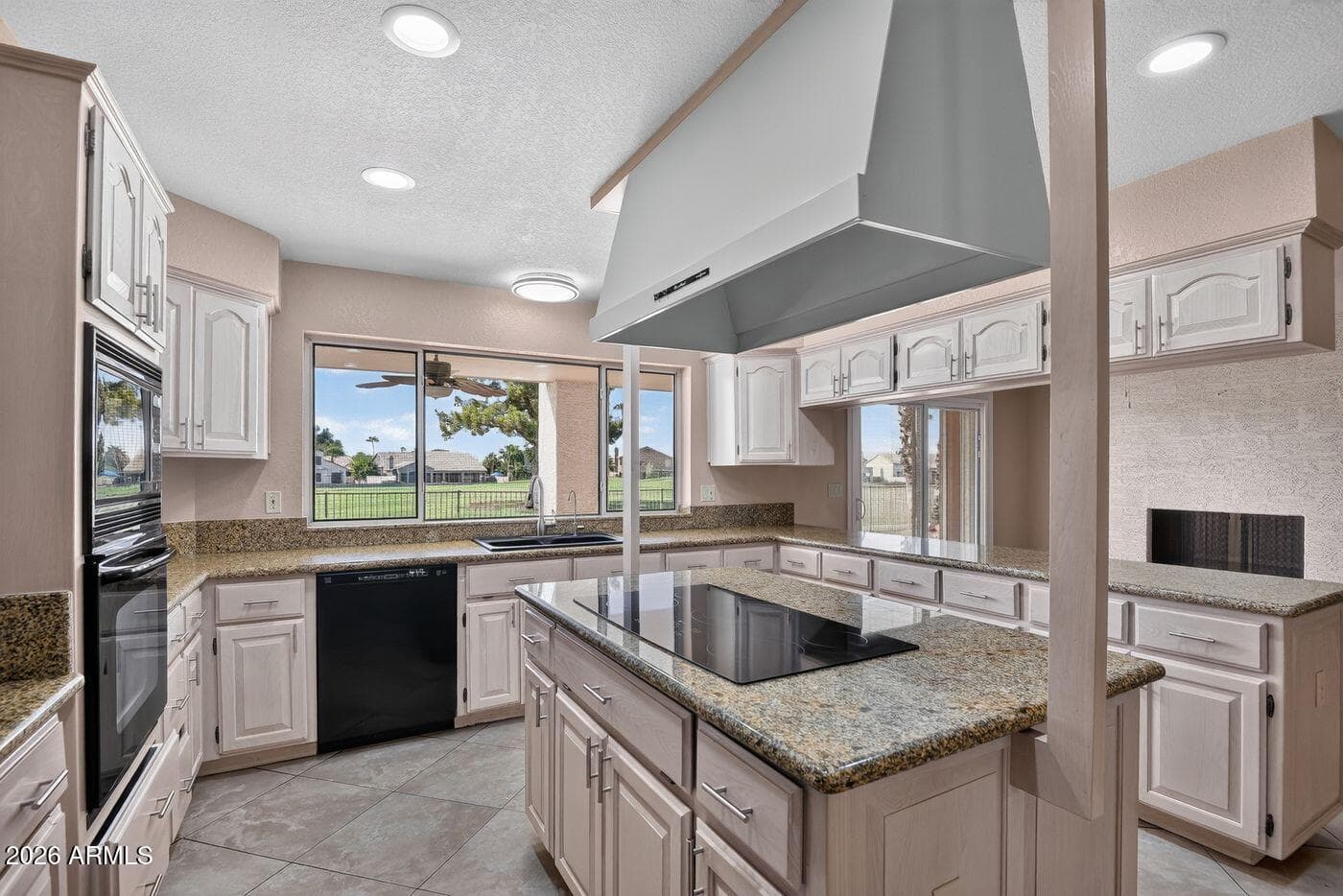 6091 W Rose Garden Lane, Glendale, AZ 85308 — photo 5 of 26