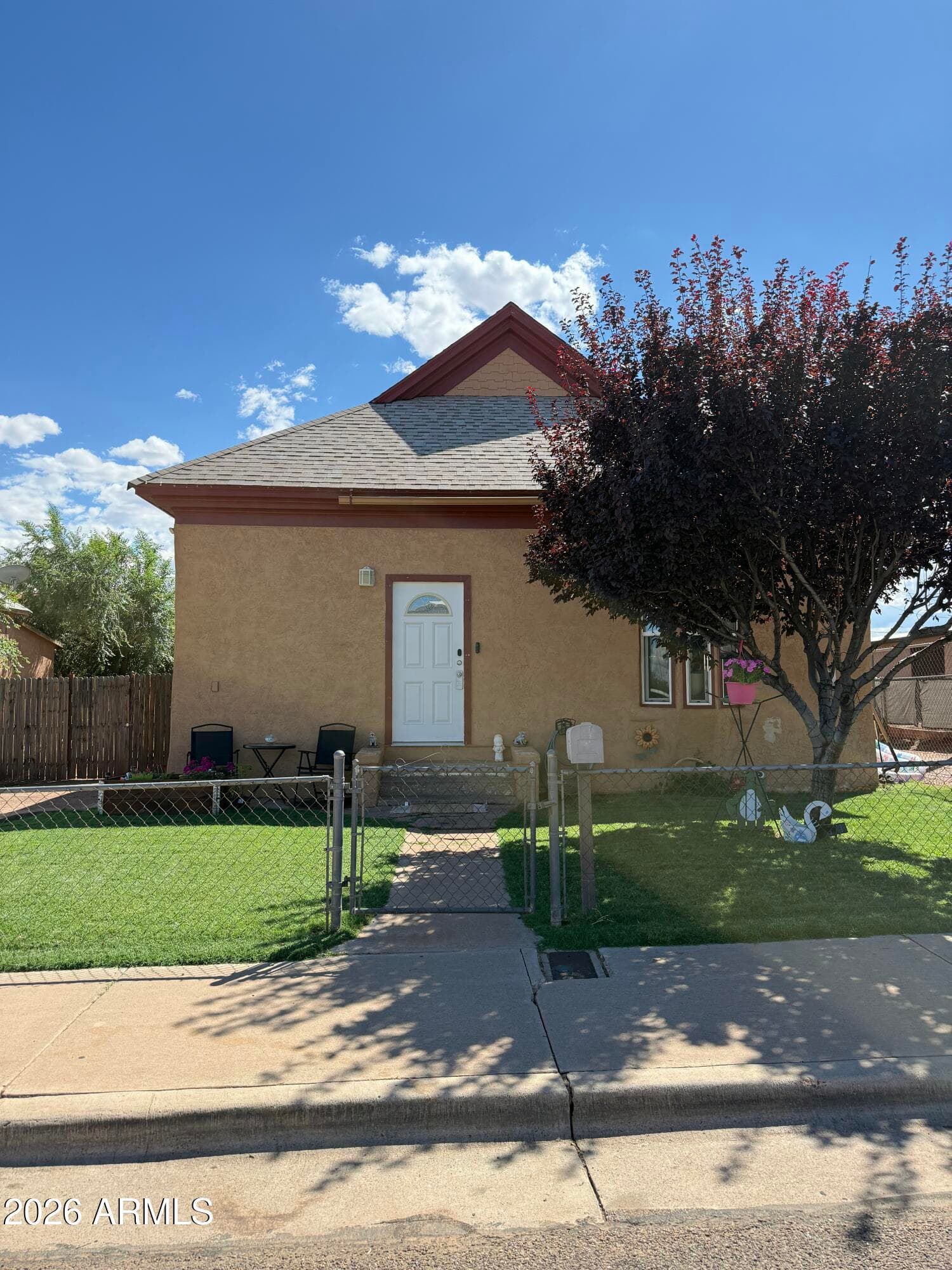 113 E Aspinwall Street, Winslow, AZ 86047 — photo 2 of 19
