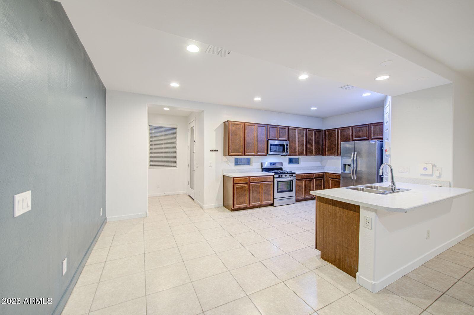 2239 W Donner Drive, Phoenix, AZ 85041 — photo 2 of 20