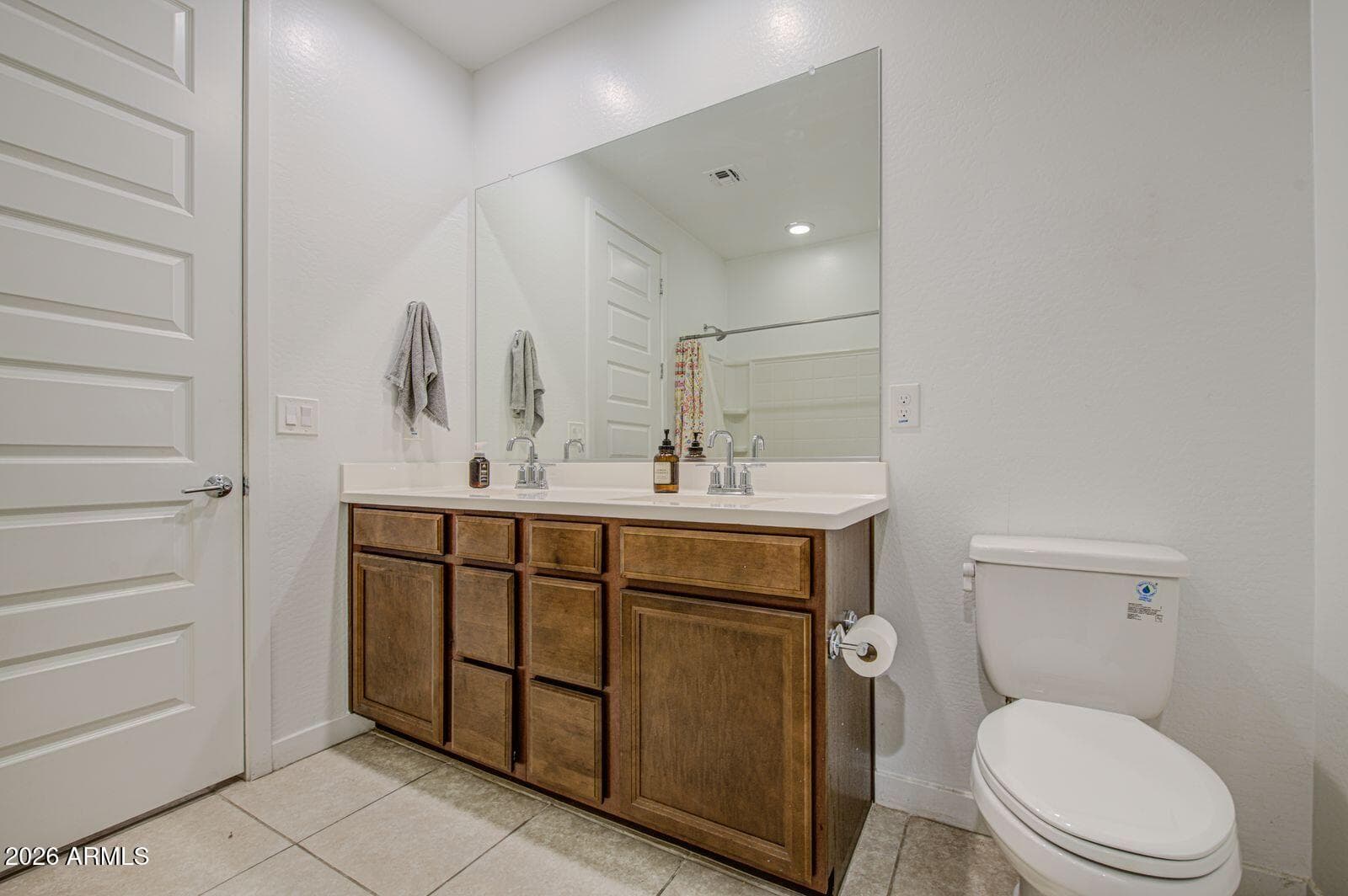 2239 W Donner Drive, Phoenix, AZ 85041 — photo 11 of 20