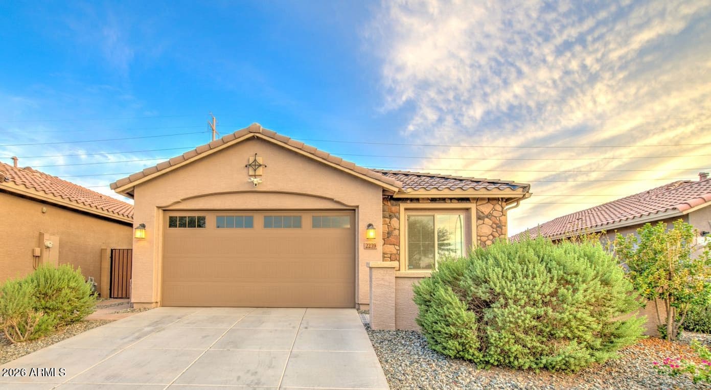 2239 W Donner Drive, Phoenix, AZ 85041 — photo 1 of 20