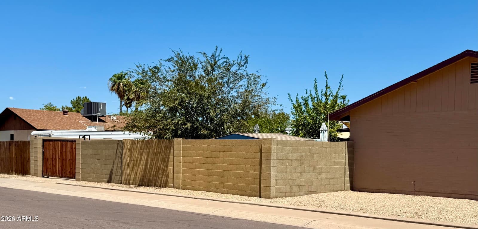 812 W Villa Rita Drive, Phoenix, AZ 85023 — photo 17 of 35
