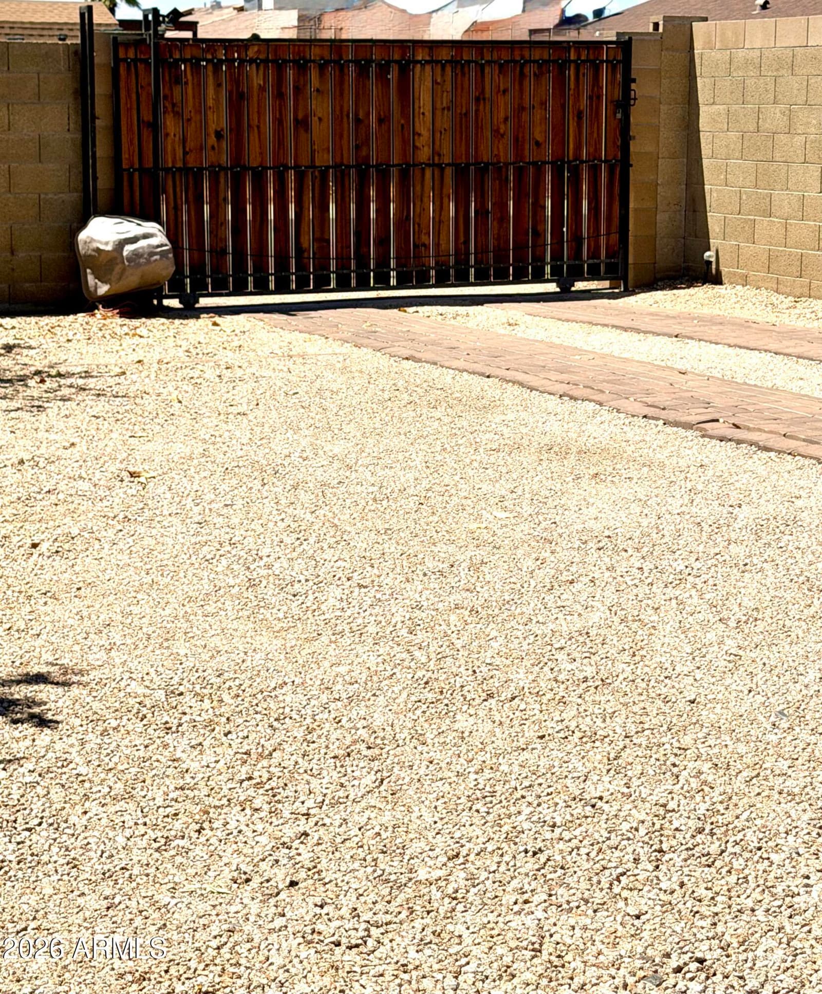 812 W Villa Rita Drive, Phoenix, AZ 85023 — photo 18 of 35