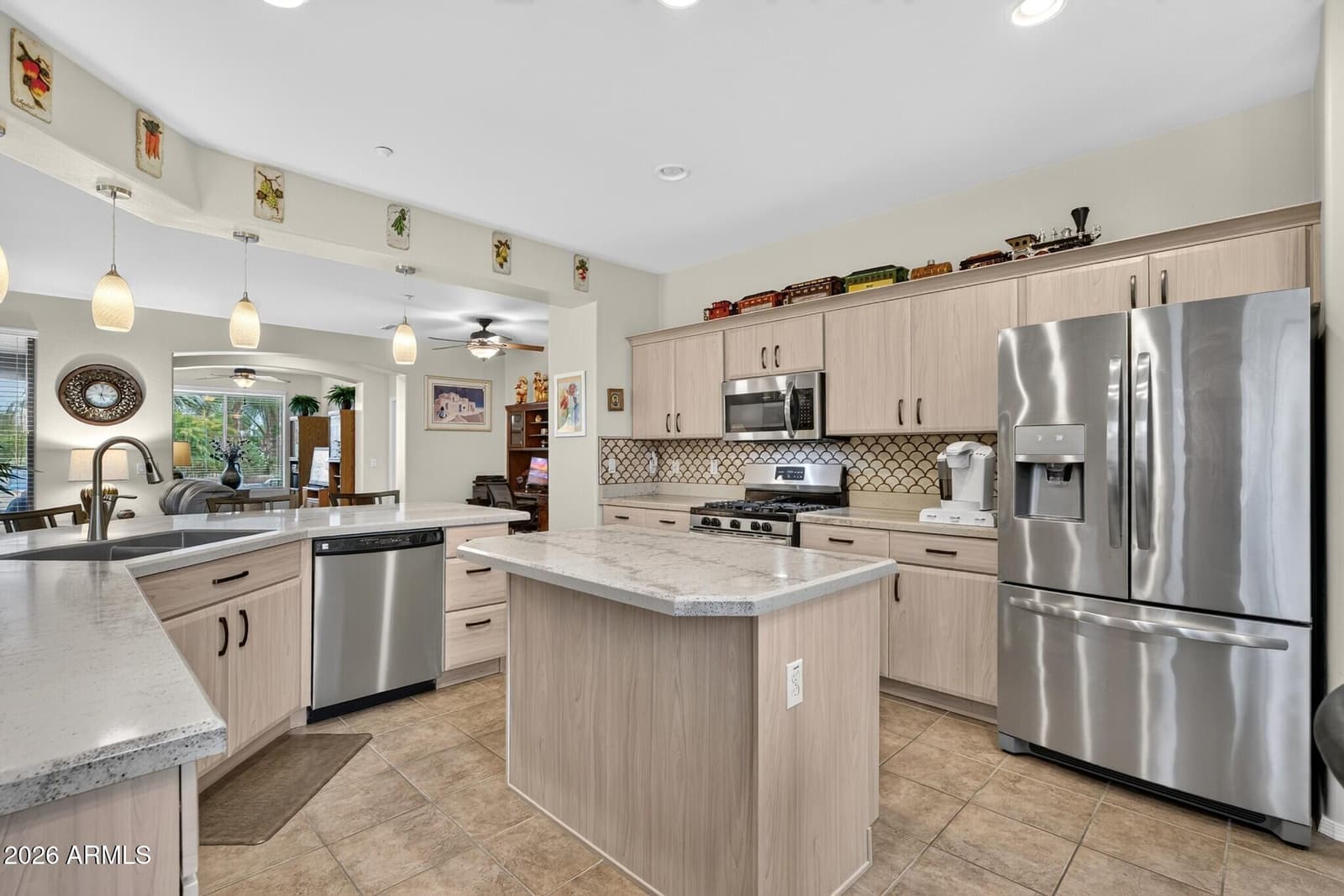 12376 W Running Deer Trail, Peoria, AZ 85383 — photo 8 of 33