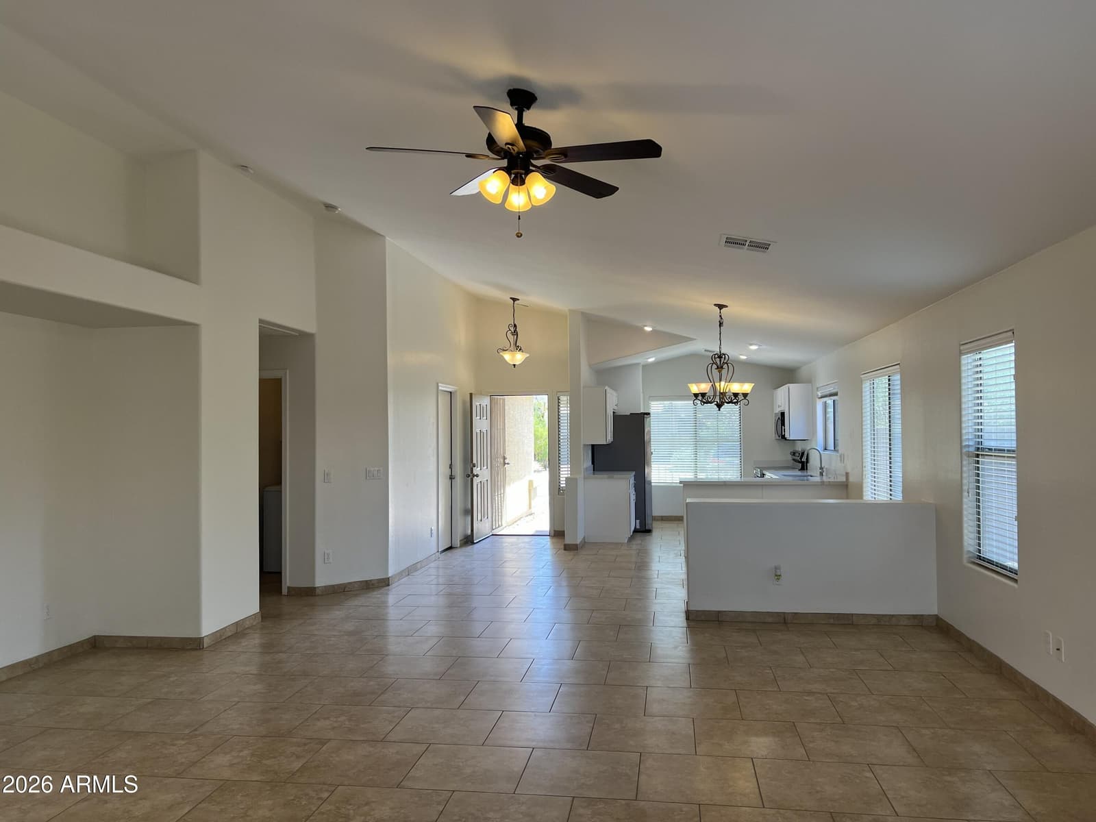 2556 W Tamarisk Avenue, Phoenix, AZ 85041 — photo 8 of 15