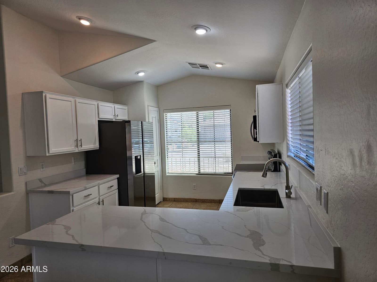 2556 W Tamarisk Avenue, Phoenix, AZ 85041 — photo 12 of 15