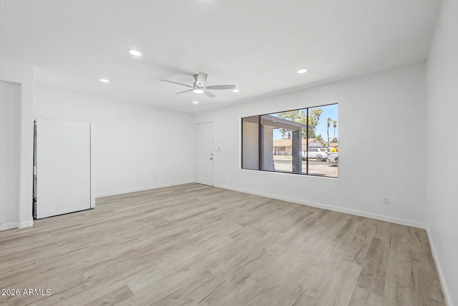 2613 E Michigan Avenue, Phoenix, AZ 85032 — photo 8 of 25