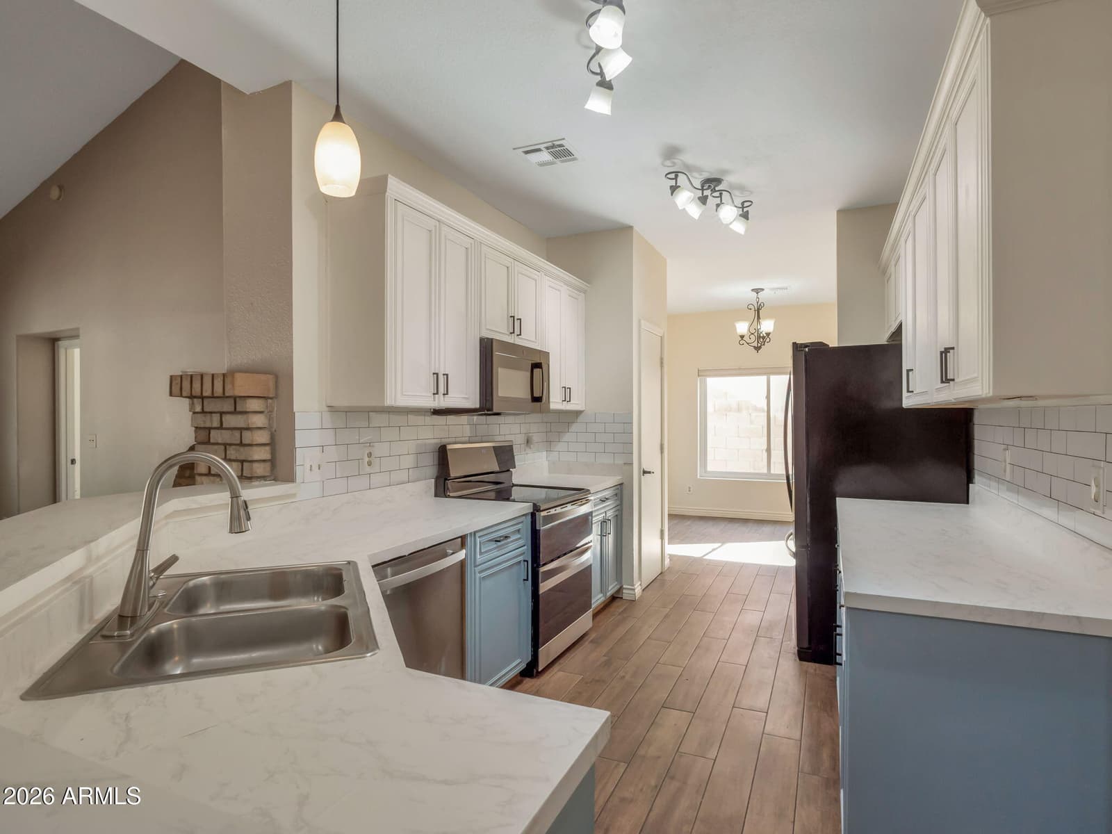 4220 W Creedance Boulevard, Glendale, AZ 85310 — photo 13 of 29