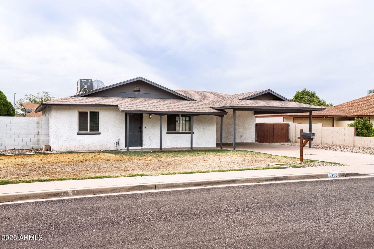 5755 W Sunnyside Drive, Glendale, AZ 85304 — photo 3 of 32