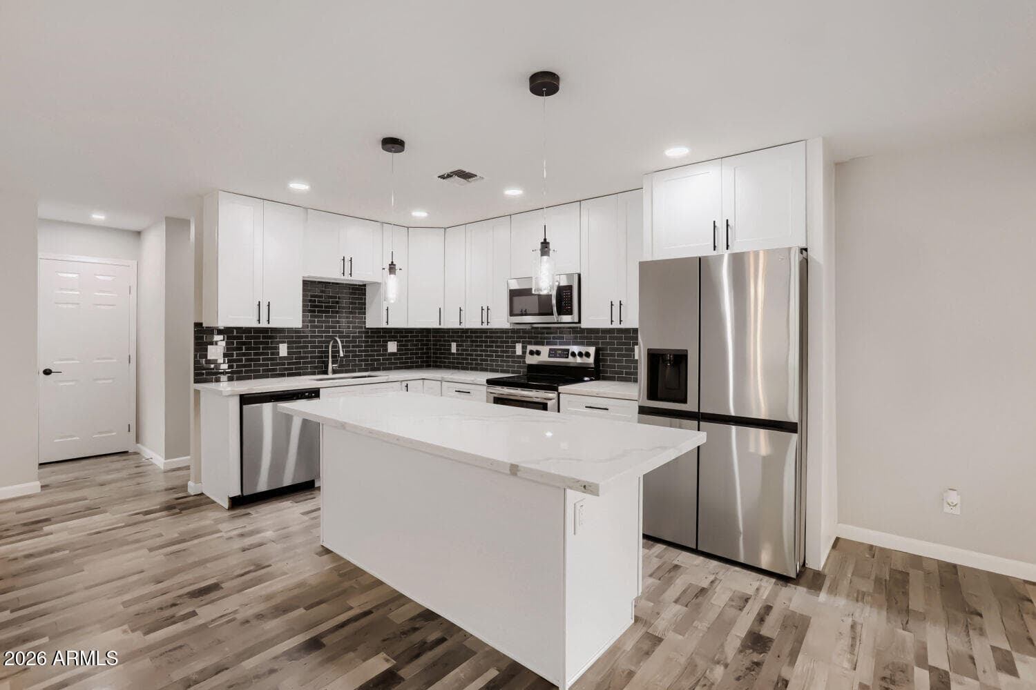 5755 W Sunnyside Drive, Glendale, AZ 85304 — photo 15 of 32