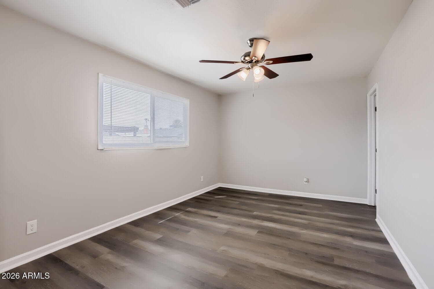 5755 W Sunnyside Drive, Glendale, AZ 85304 — photo 20 of 32