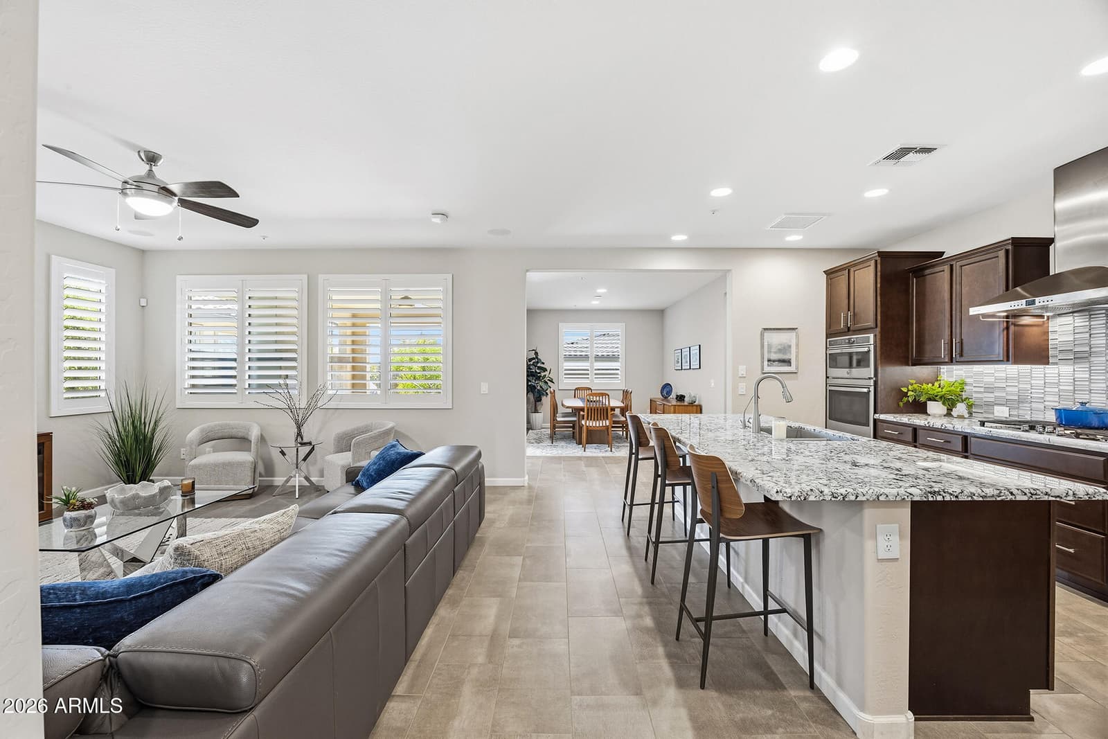 13335 W Milton Drive, Peoria, AZ 85383 — photo 15 of 52