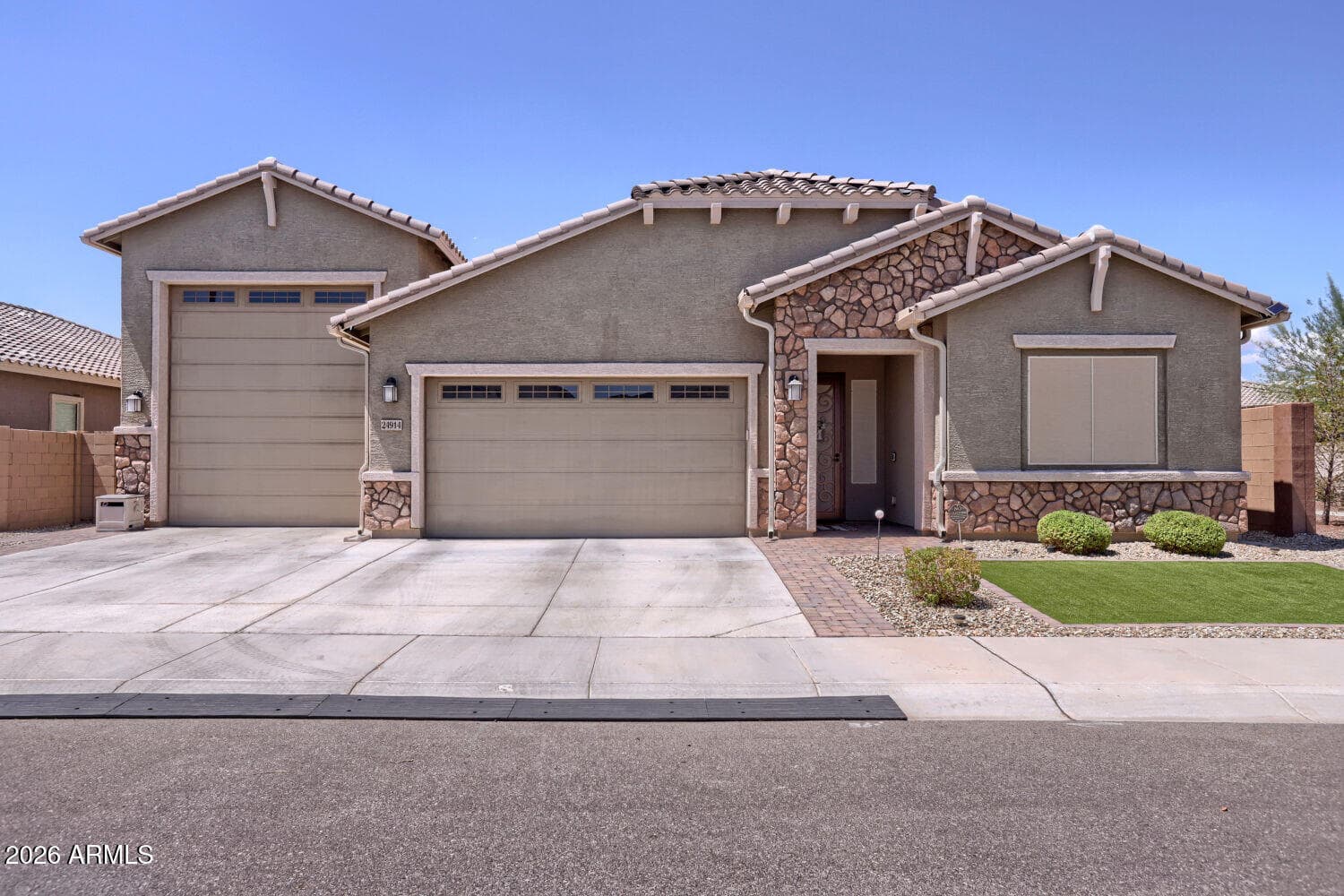 24914 N 176th Avenue, Surprise, AZ 85387 — photo 1 of 23