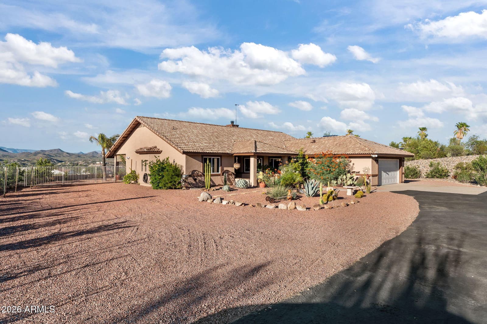 90 W Turtleback Lane, Wickenburg, AZ 85390 — photo 41 of 54