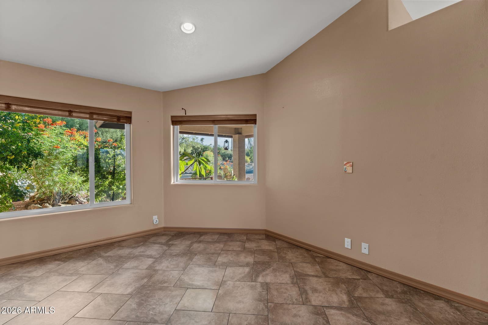 90 W Turtleback Lane, Wickenburg, AZ 85390 — photo 8 of 54