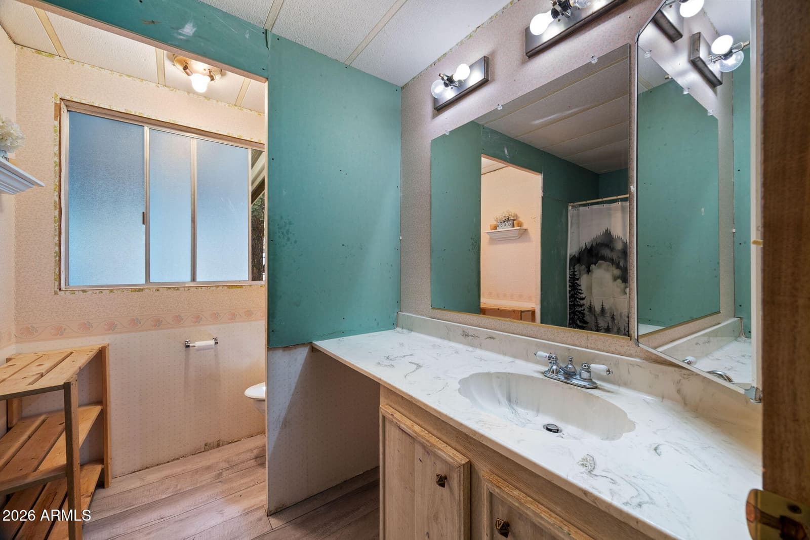 640 N 43rd Avenue, Show Low, AZ 85901 — photo 14 of 24