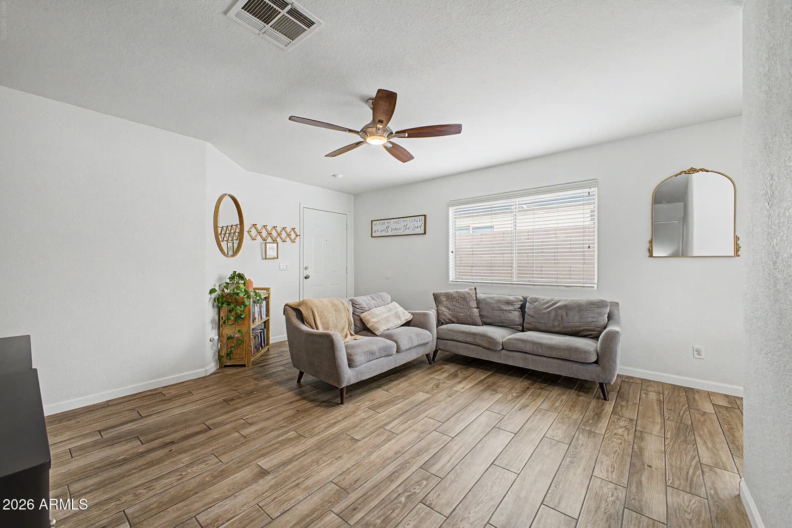 3035 W Covey Lane, Phoenix, AZ 85027 — photo 9 of 30