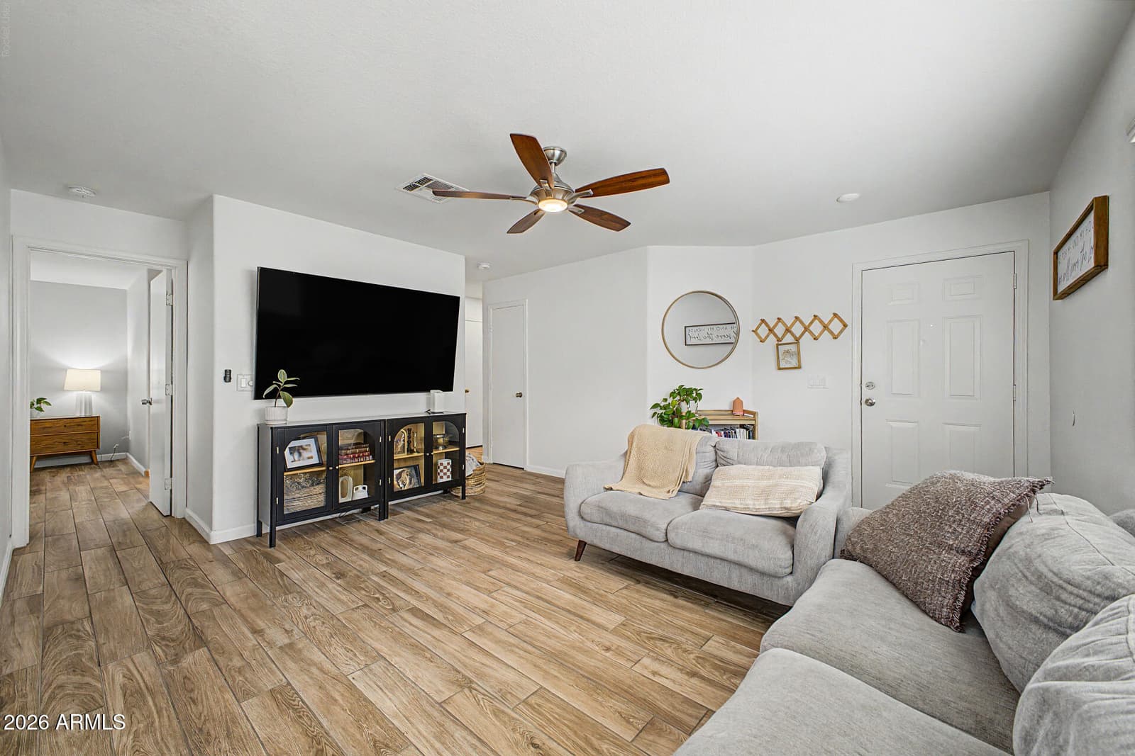 3035 W Covey Lane, Phoenix, AZ 85027 — photo 10 of 30