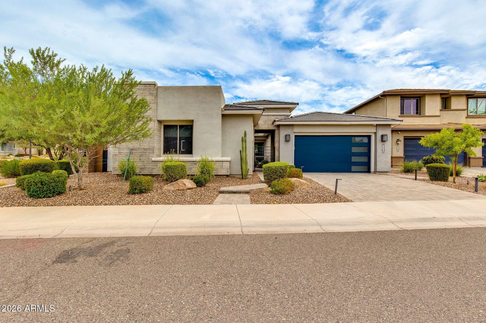 22209 N 30th Place, Phoenix, AZ 85050 — photo 1 of 23