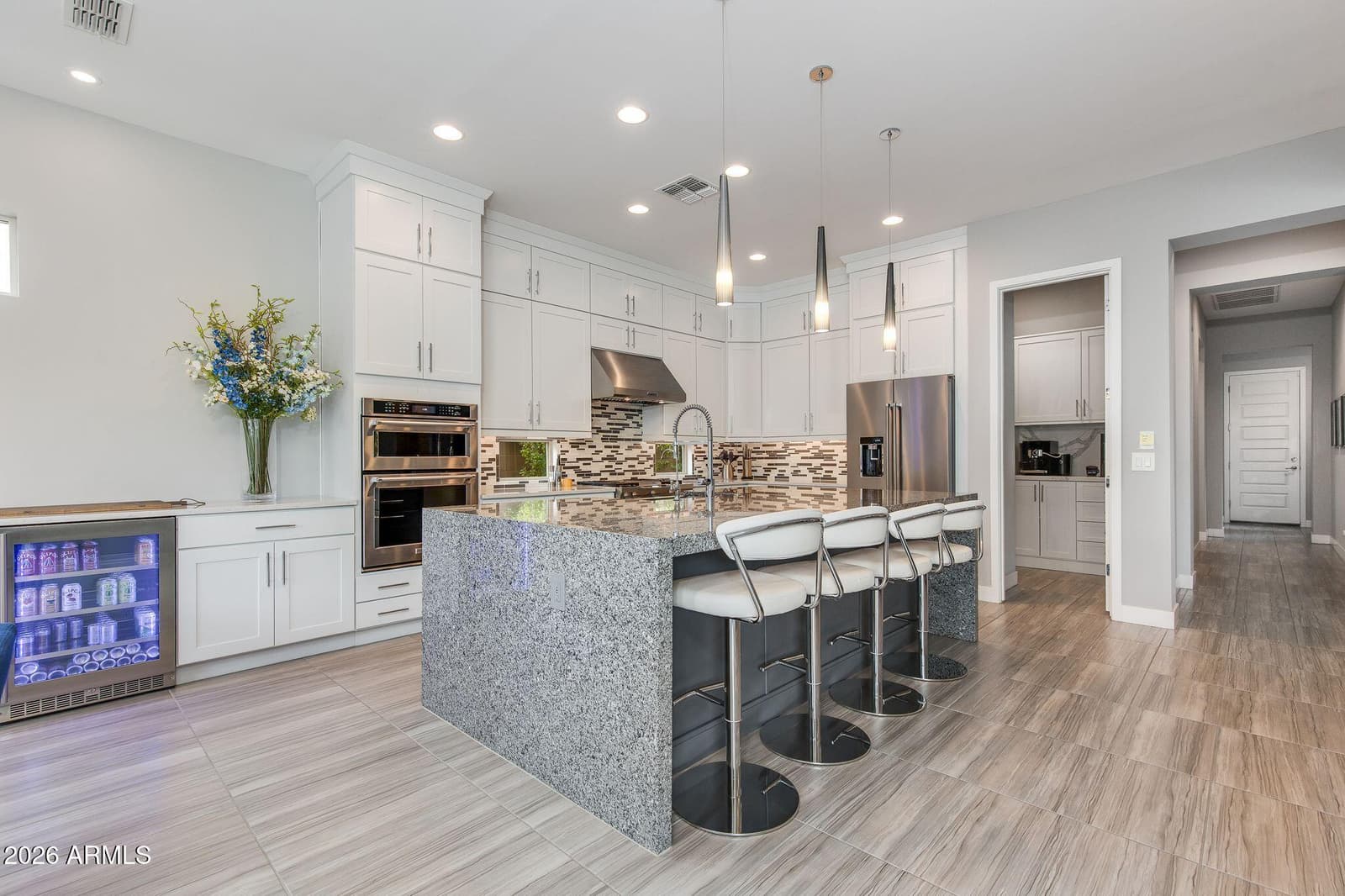 22209 N 30th Place, Phoenix, AZ 85050 — photo 5 of 23