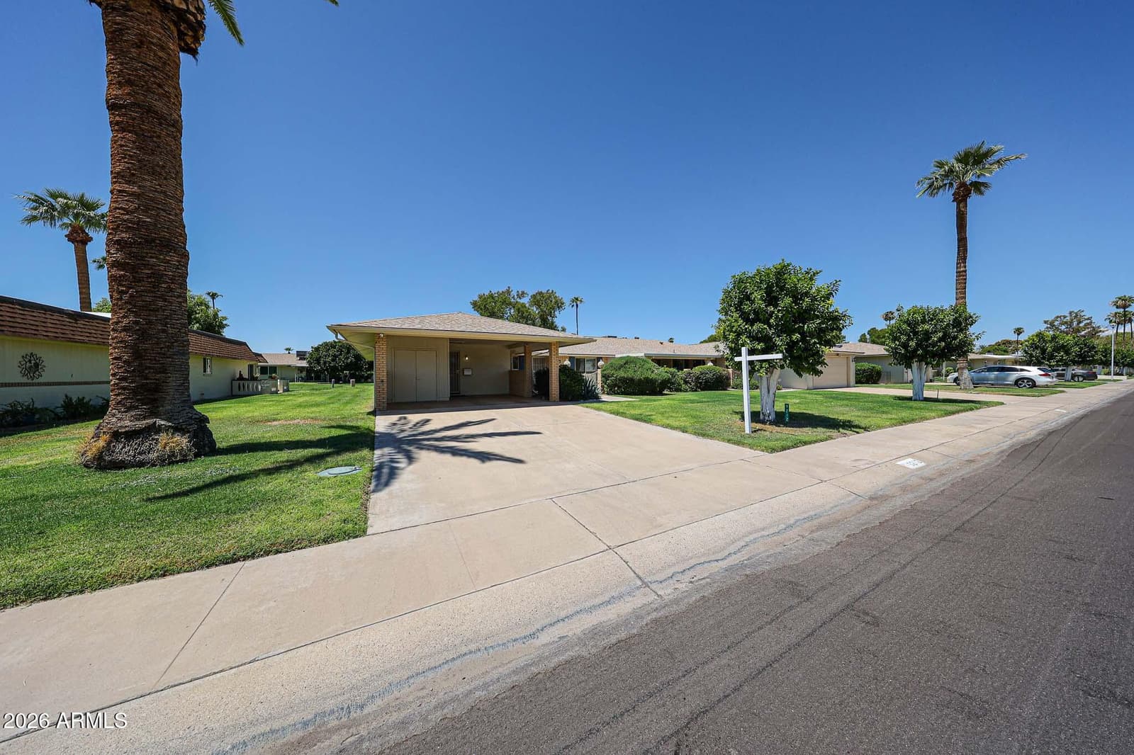 9212 N 107th Avenue, Sun City, AZ 85351 — photo 8 of 52