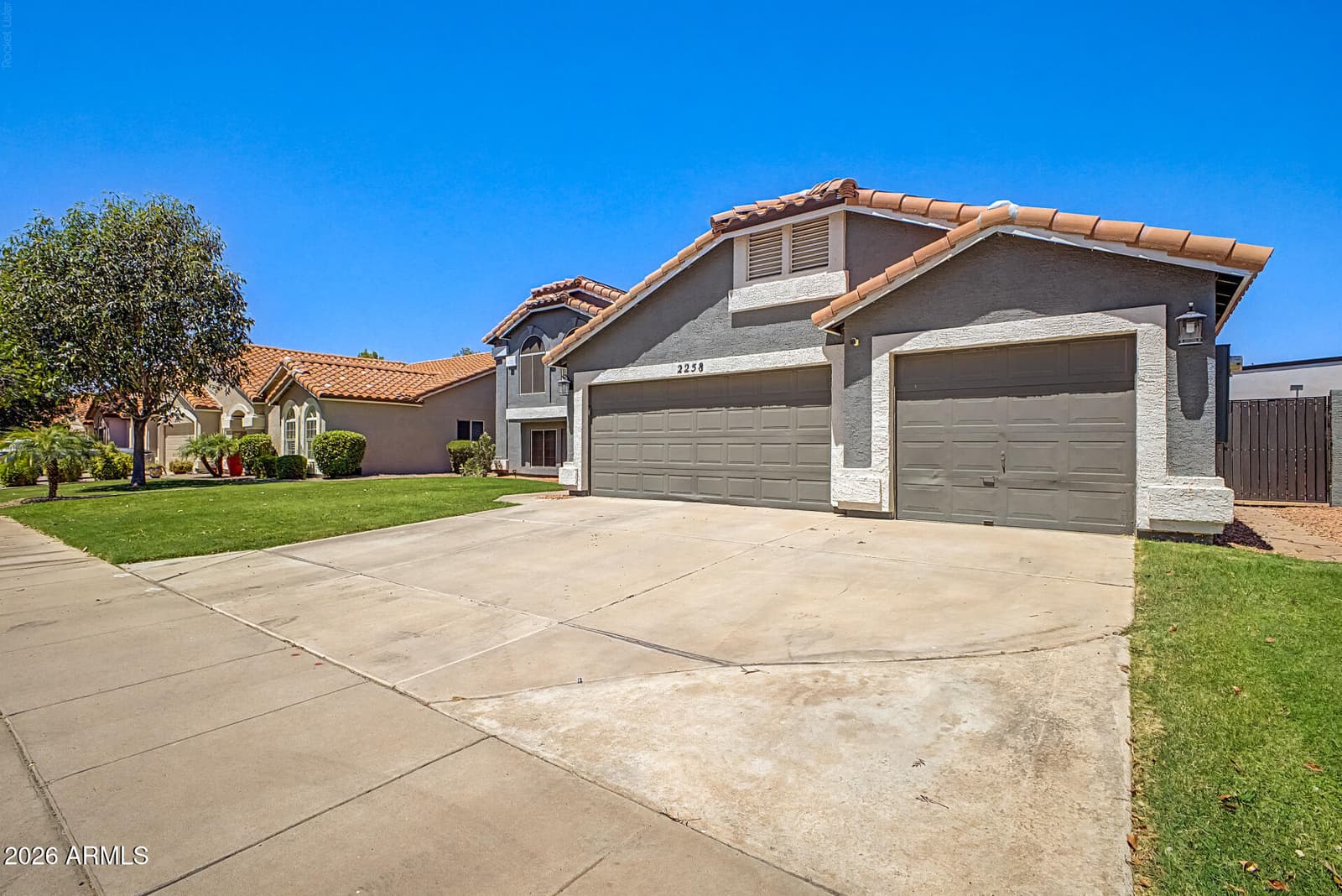 2258 E Santa Cruz Drive, Gilbert, AZ 85234 — photo 3 of 42