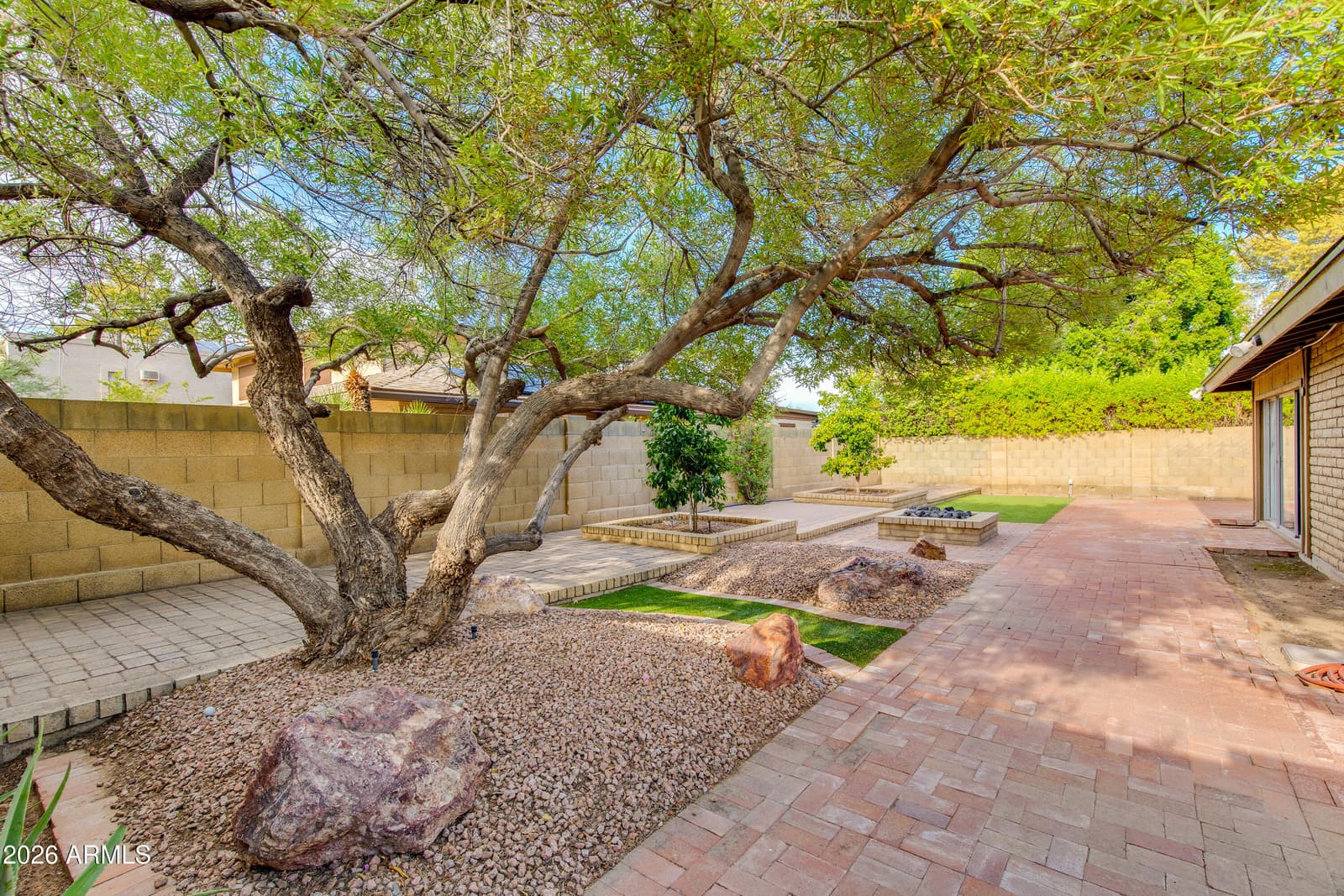 1106 E Wagon Wheel Drive, Phoenix, AZ 85020 — photo 36 of 49