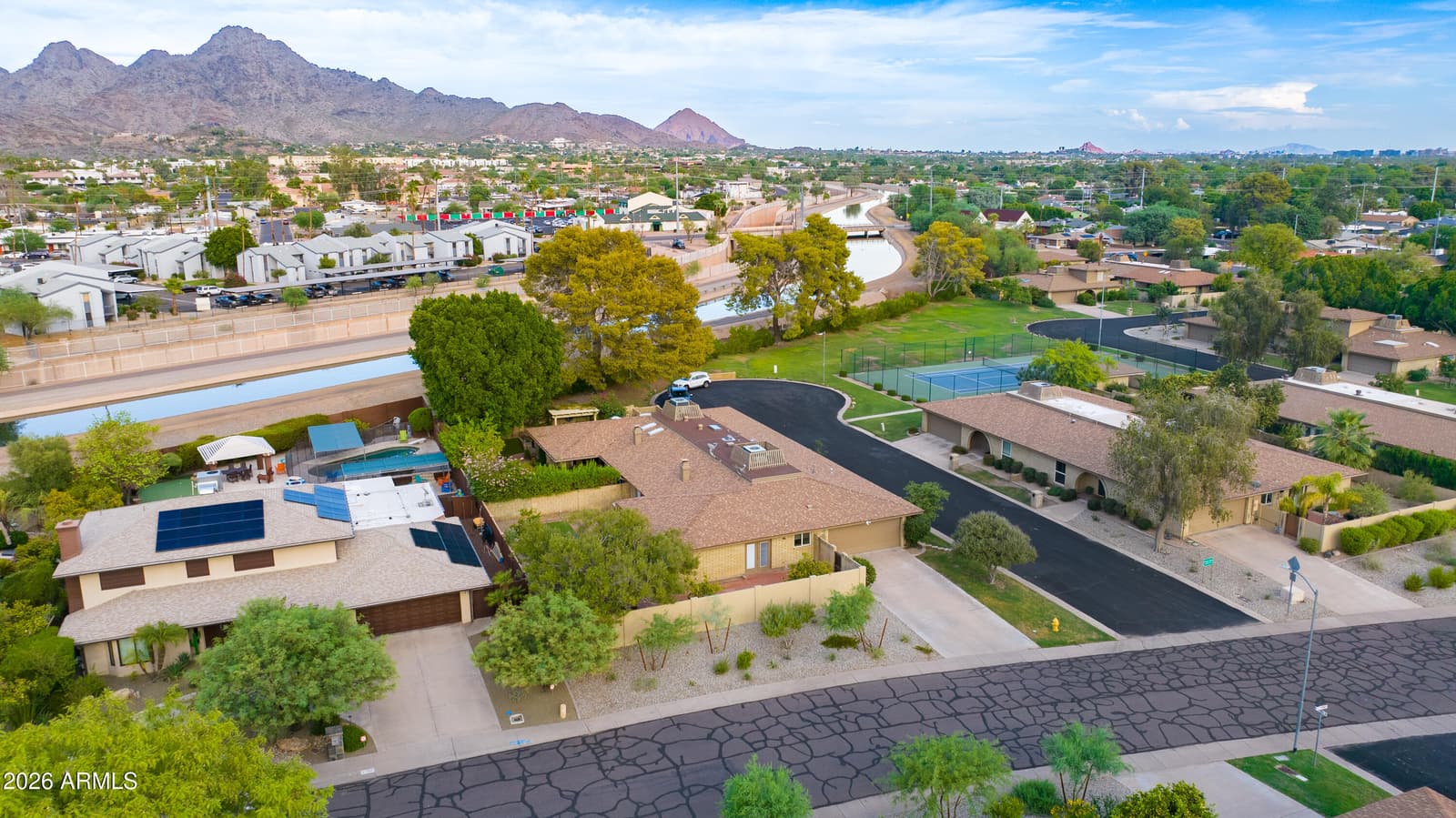1106 E Wagon Wheel Drive, Phoenix, AZ 85020 — photo 41 of 49