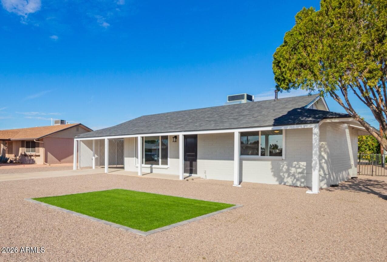 11016 W Sun City Boulevard, Sun City, AZ 85351 — photo 21 of 26