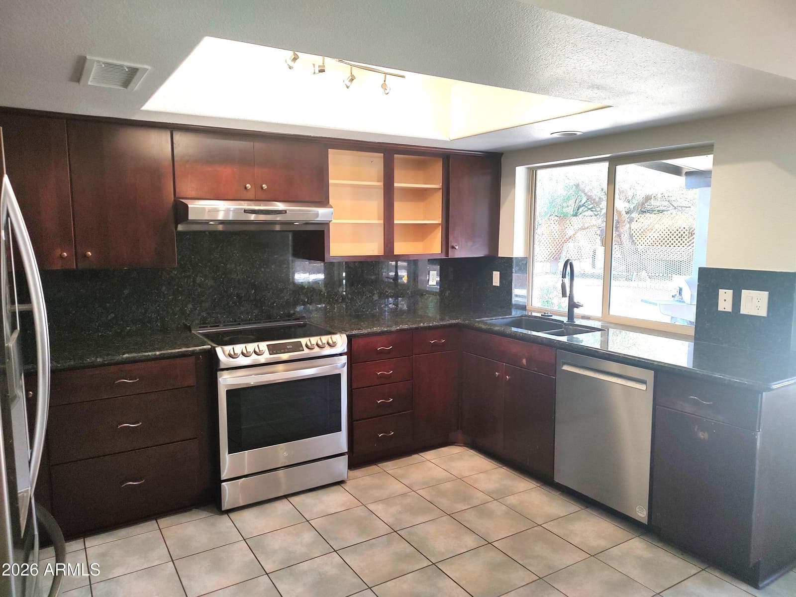 6207 W Altadena Avenue, Glendale, AZ 85304 — photo 14 of 47