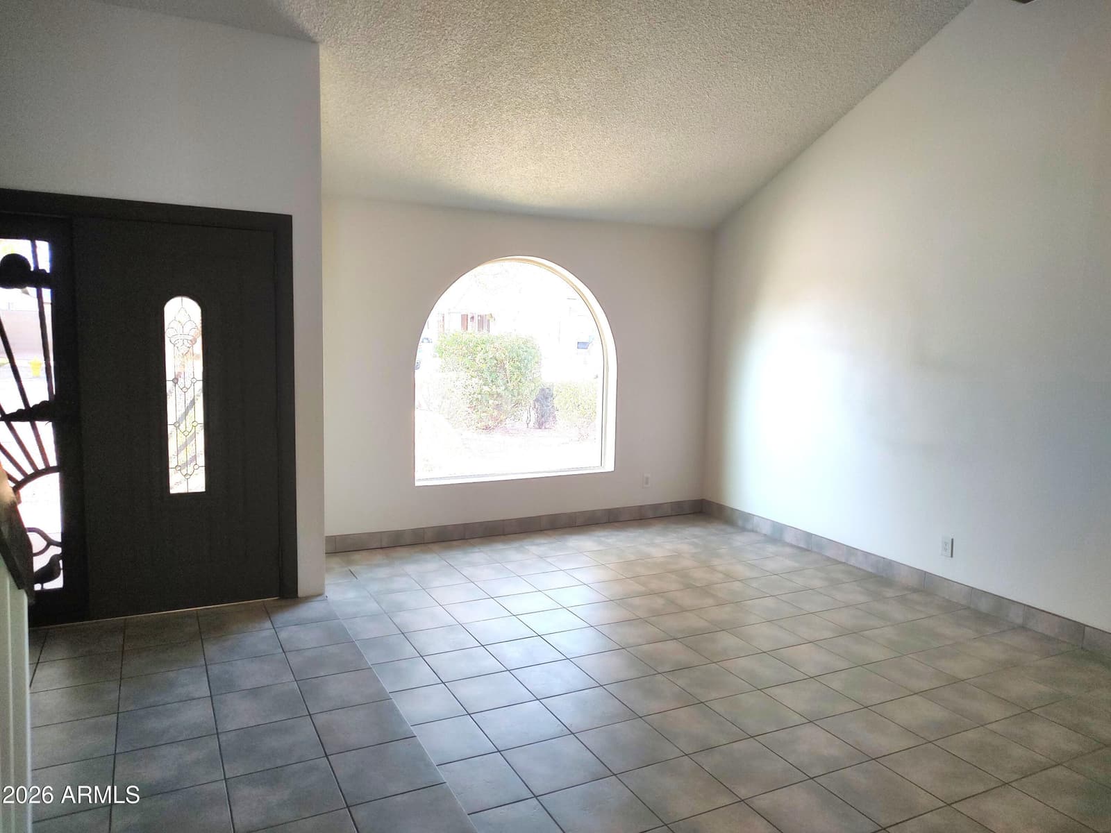 6207 W Altadena Avenue, Glendale, AZ 85304 — photo 9 of 47