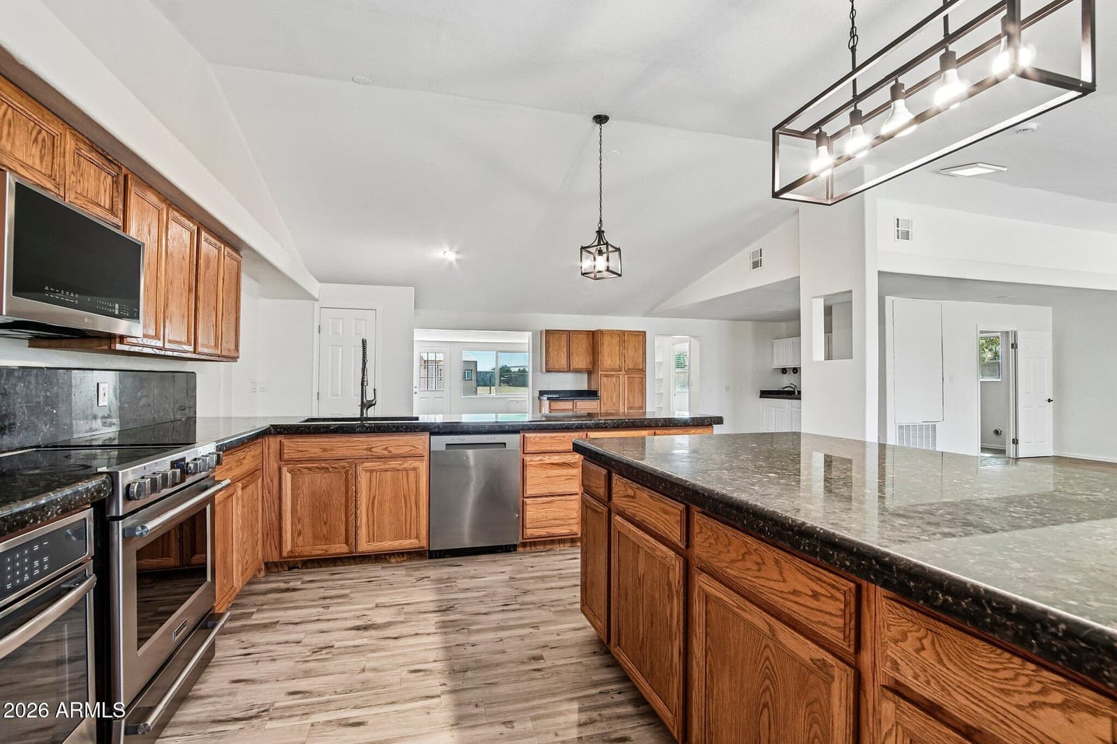 12137 E Bluebird Drive, Chandler, AZ 85286 — photo 5 of 30