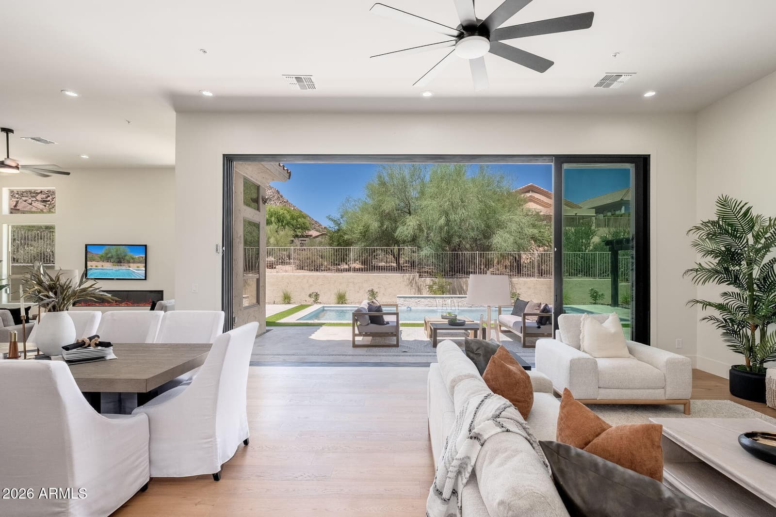 11552 E Desert Holly Drive, Scottsdale, AZ 85255 — photo 4 of 85