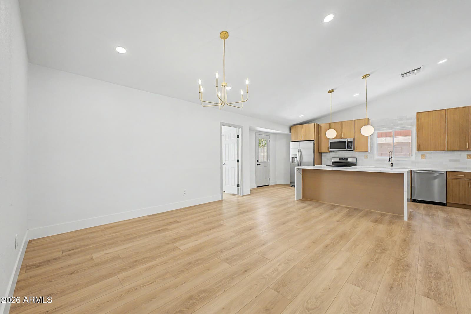 3305 E Saint John Road, Phoenix, AZ 85032 — photo 10 of 40